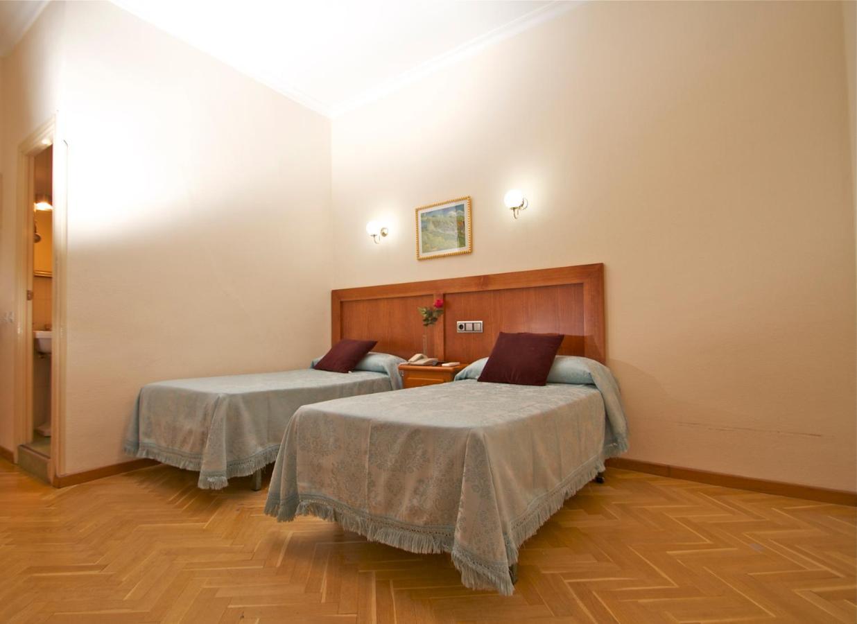 Hostal Greco Gran Via Madrid Exterior photo
